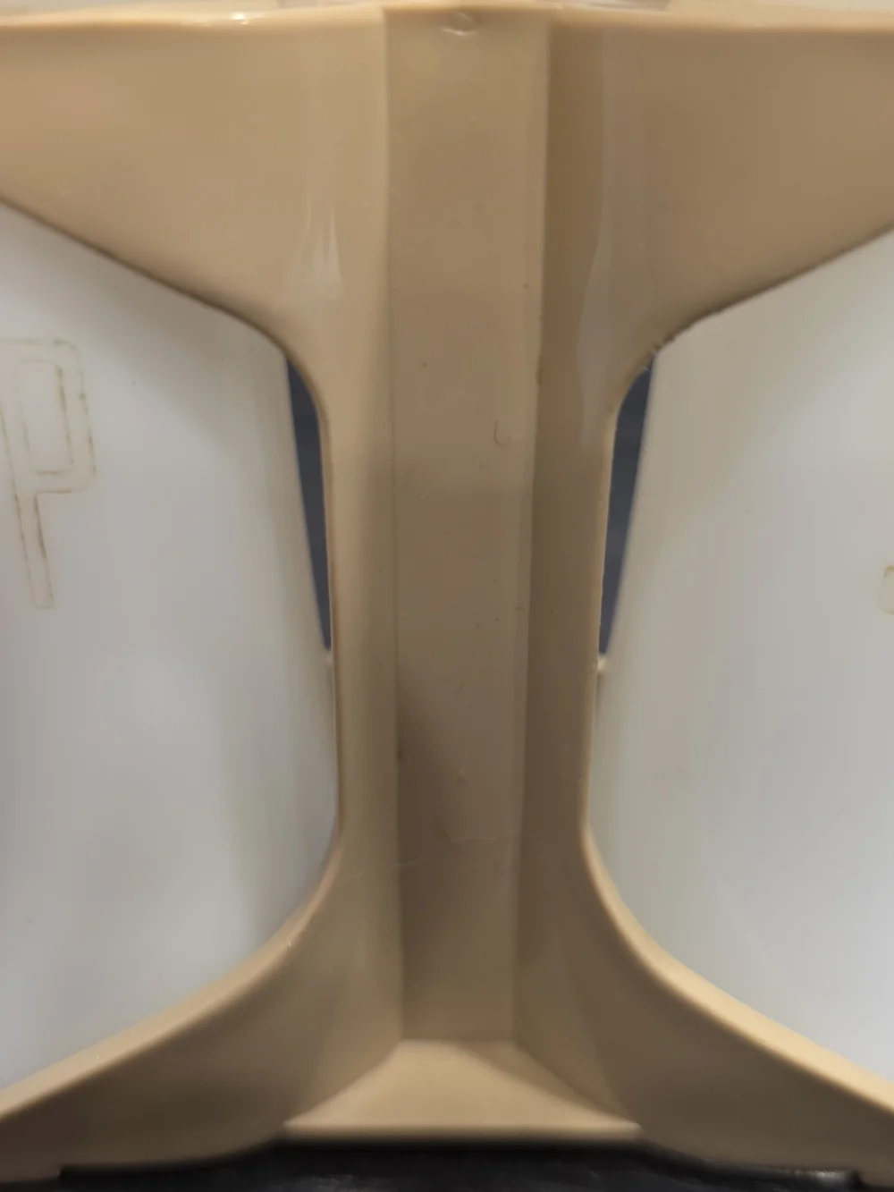 Tupperware salt pepper